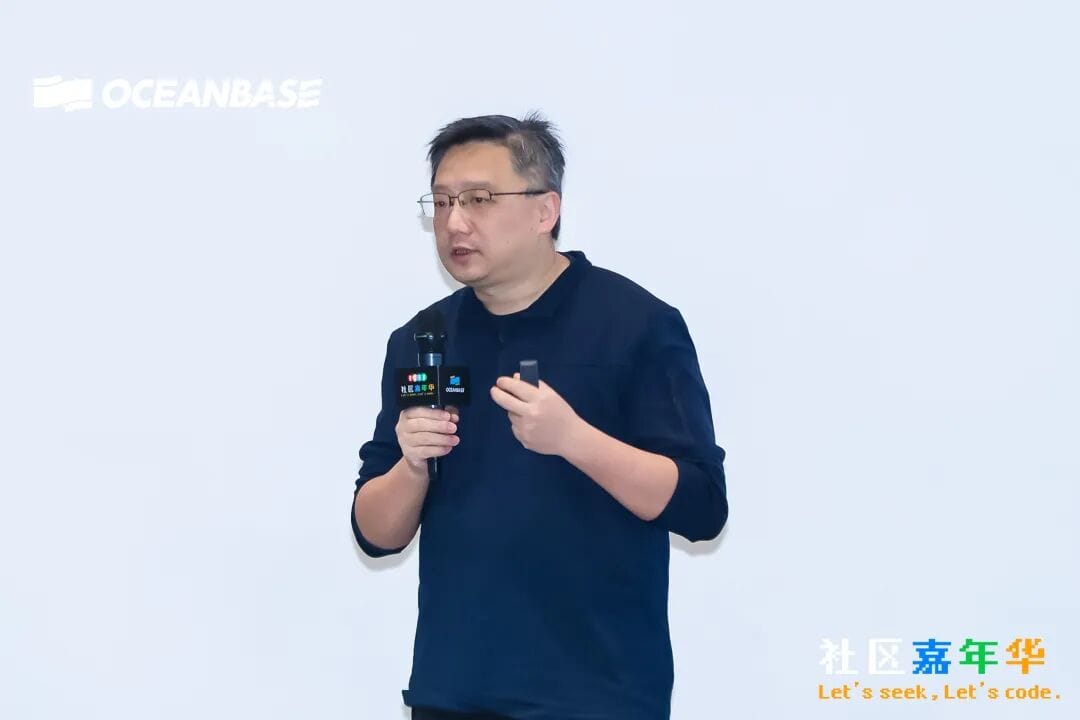 Live from the Community Carnival! Open Source, Open Ecosystem, Shared Success — a 13-Year-Old Takes Second Place in AI Coding!