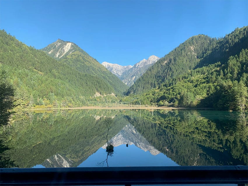 Strolling Through Jiuzhaigou