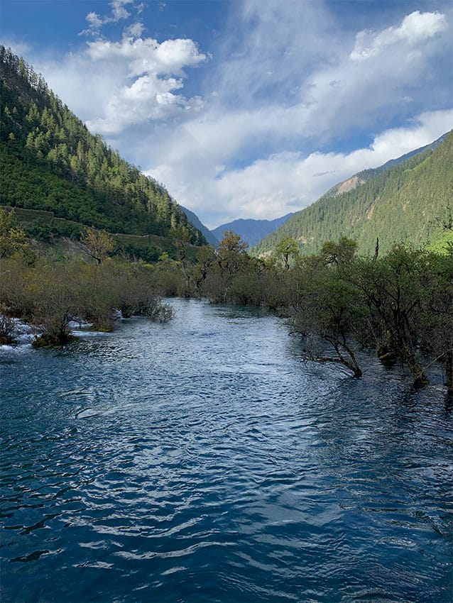 Strolling Through Jiuzhaigou